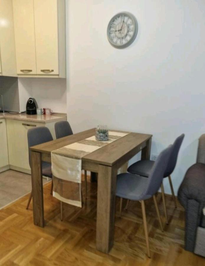 Appartement Apartman Moskva Bijeljina Extérieur photo