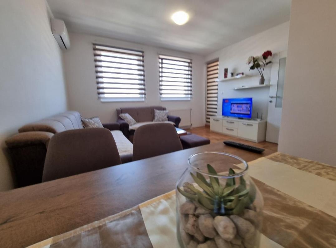 Appartement Apartman Moskva Bijeljina Extérieur photo